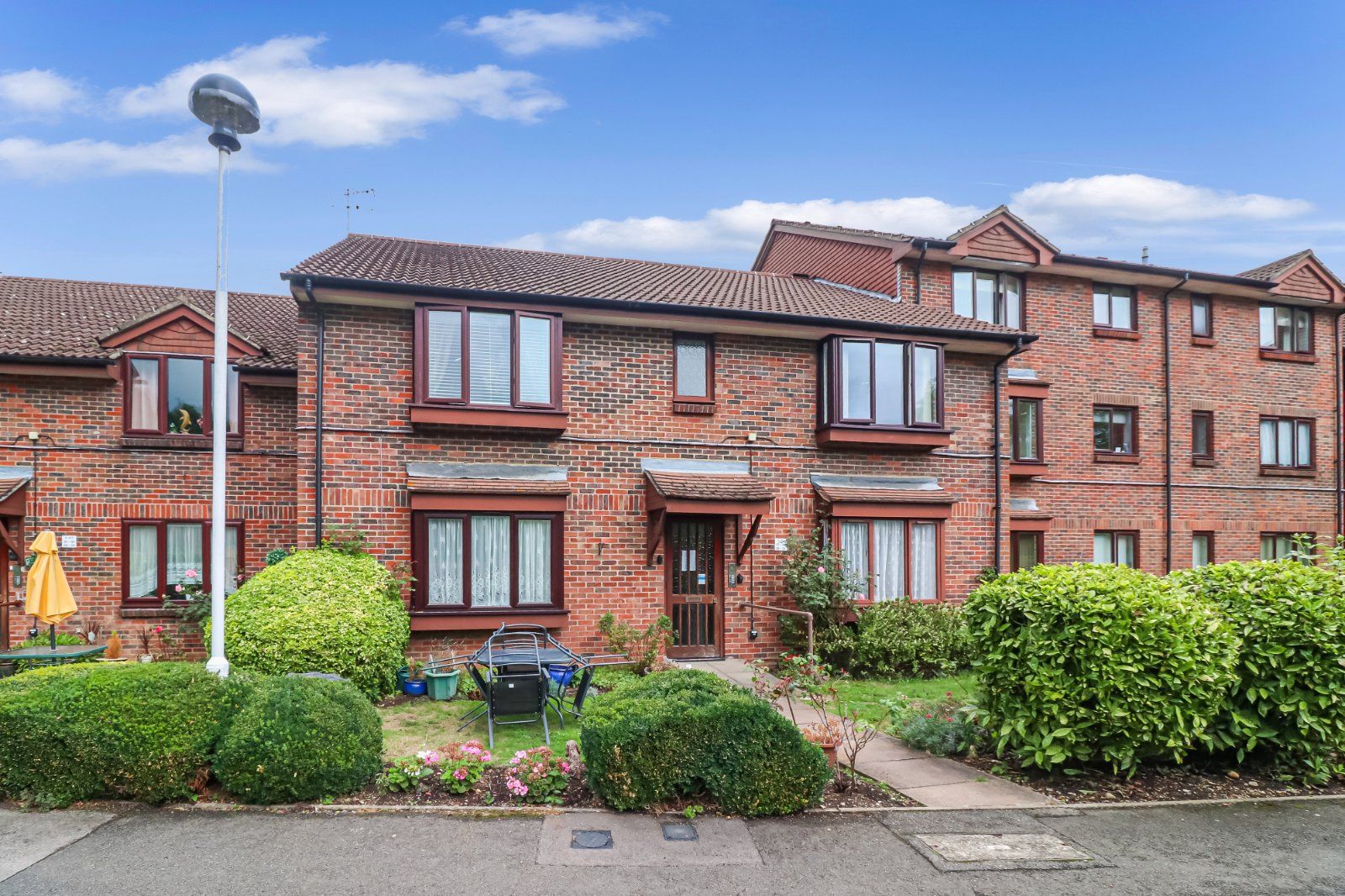 1 bed flat for sale in The Grange, High Street, Abbots Langley WD5 Zoopla