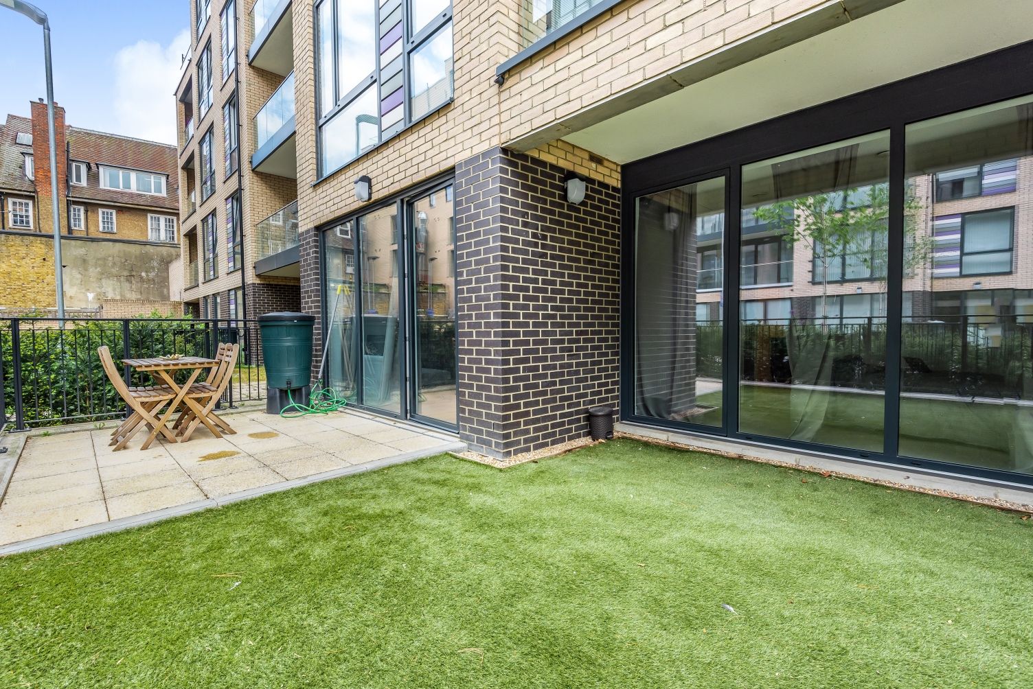 1 bed flat for sale in Grove Place, London SE9 Zoopla