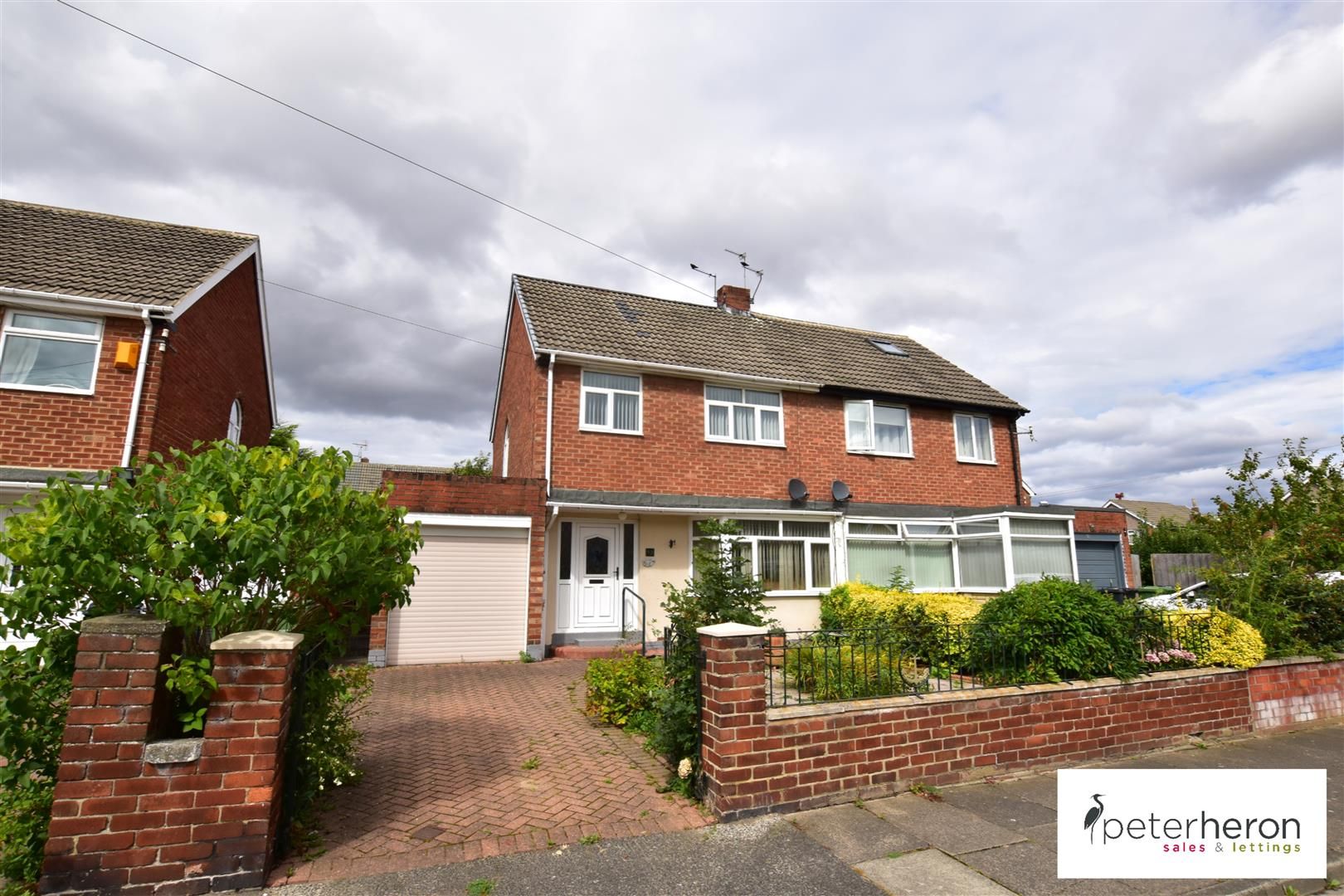 3 bed semidetached house for sale in Windsor Drive, Cleadon, Sunderland SR6 Zoopla