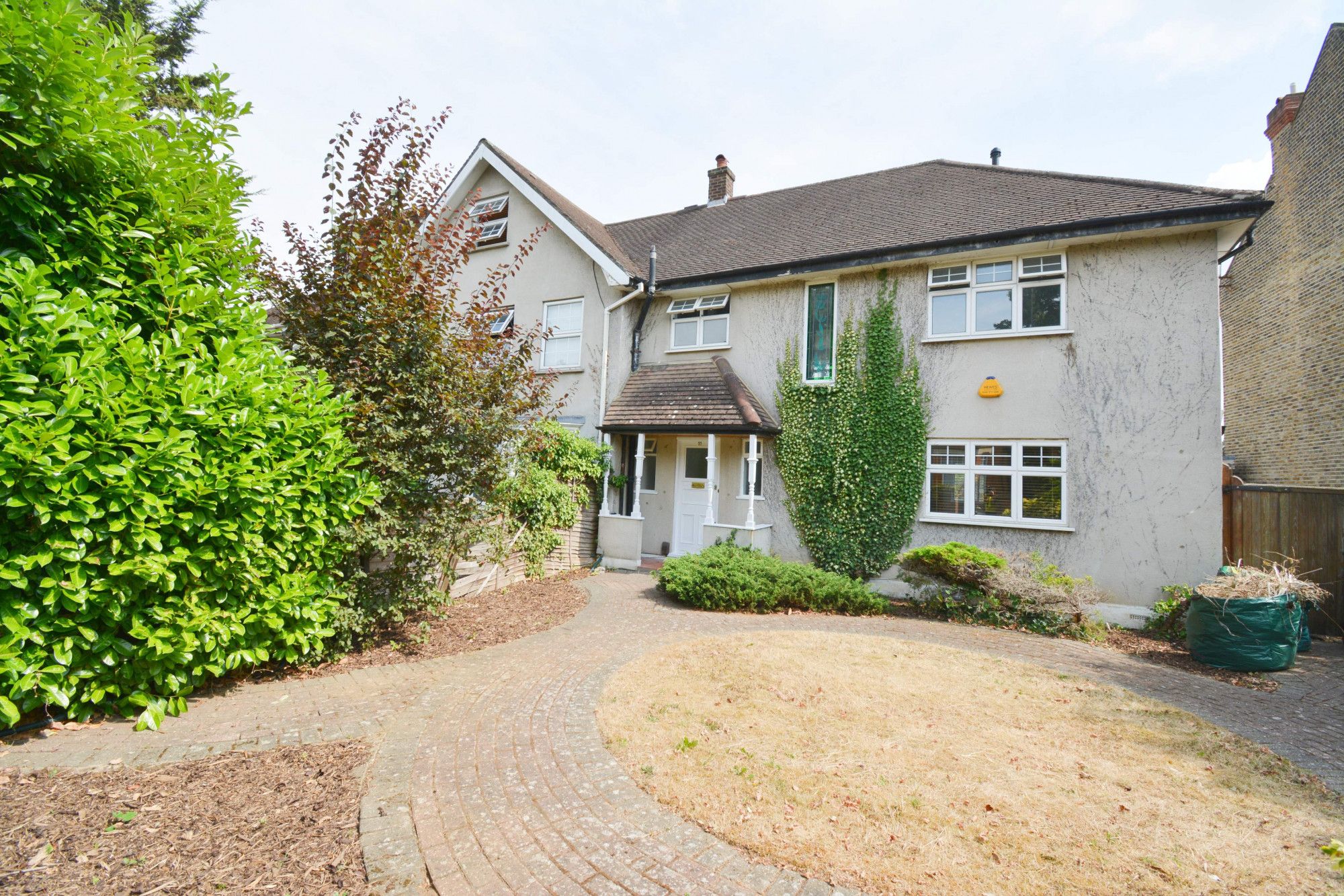 3 bed semidetached house to rent in Marchwood Crescent, Ealing W5 Zoopla