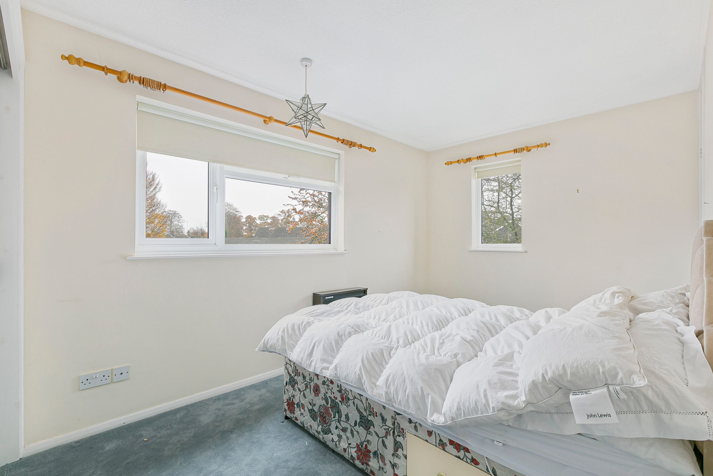 2 bed end terrace house for sale in Butts Green, Whittlesford