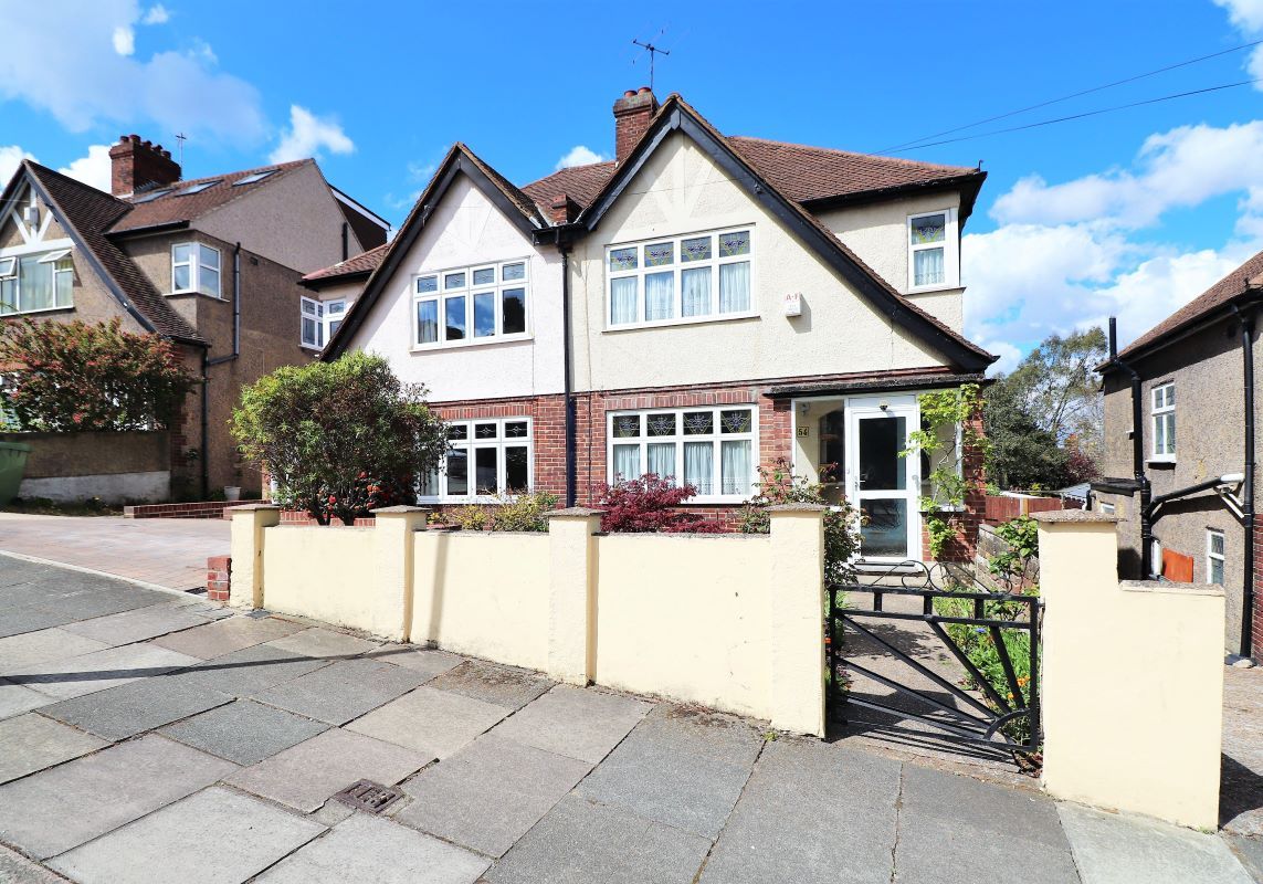 54 Brinklow Crescent, Woolwich, London SE18  