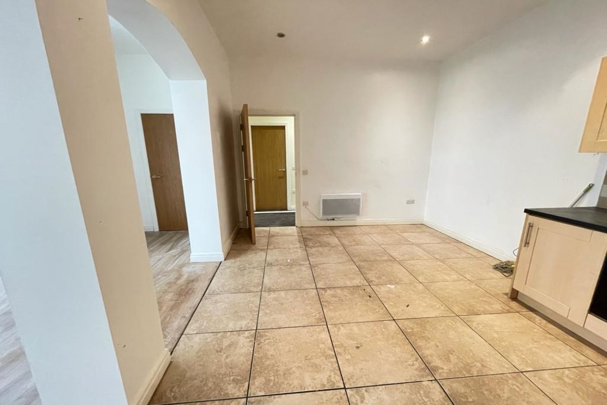 2 bed flat to rent in Ingrow Lane, Keighley, West Yorkshire BD21 Zoopla
