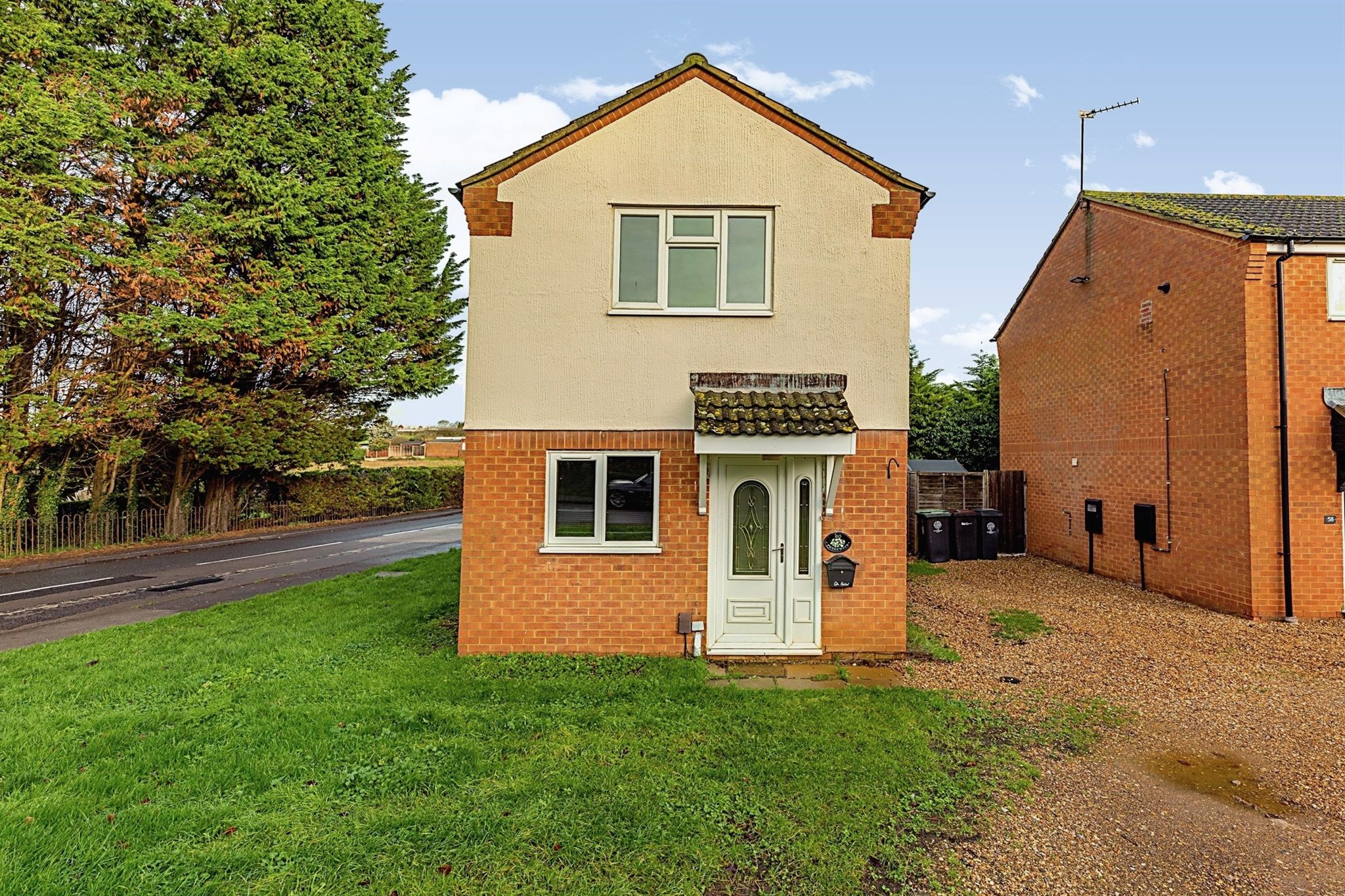 3 bed detached house for sale in Titty Ho, Raunds, Wellingborough NN9