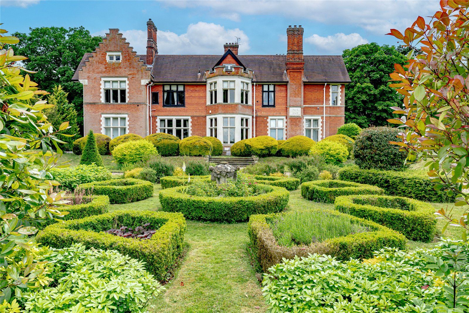 3 bed flat for sale in Chorleywood House Drive, Chorleywood