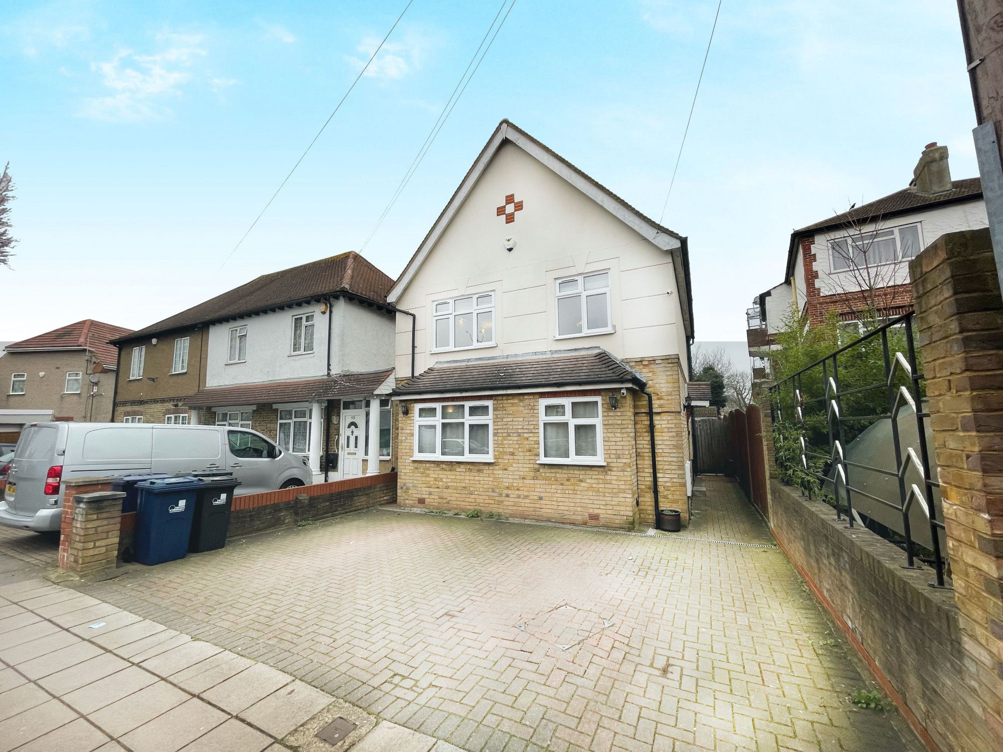 4 bed detached house for sale in Lady Margaret Road, Southall UB1 Zoopla