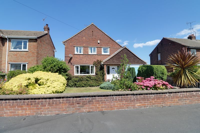 3 bed detached house for sale in West Acridge, BartonUponHumber DN18 Zoopla