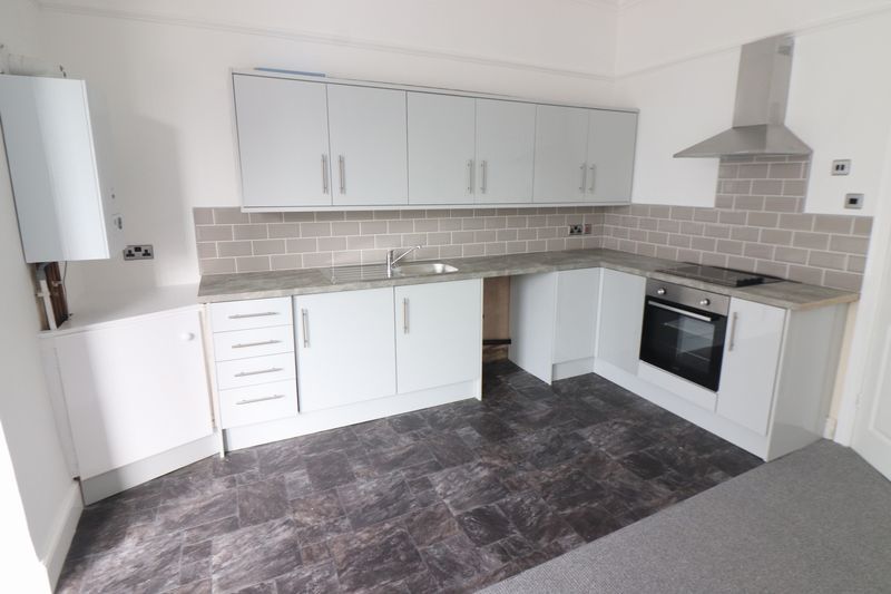 2 bed flat to rent in South Road, Waterloo, Liverpool L22 Zoopla