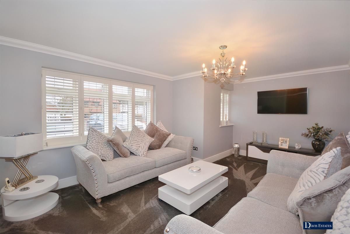 6 bed detached house for sale in Wingletye Lane, Borders Of Emerson