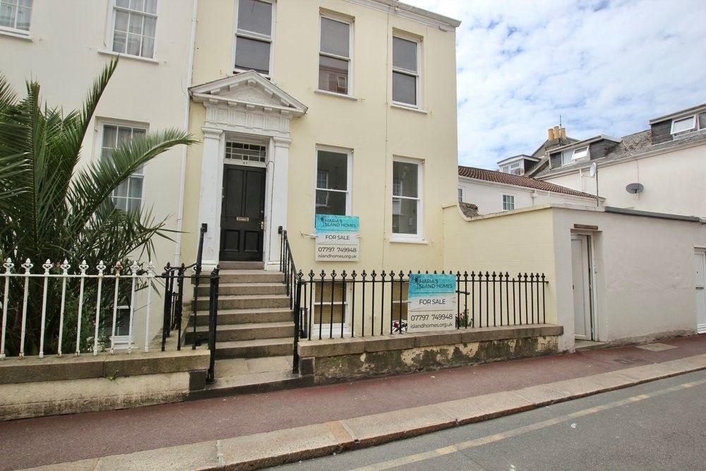 1 bed flat to rent in Duhamel Place, St Helier JE2 Zoopla