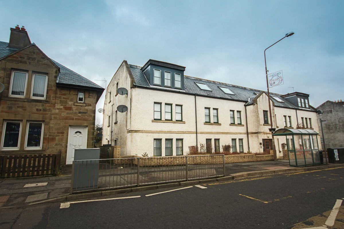 2 bed flat to rent in Young Court, Main Street, East Calder EH53 Zoopla