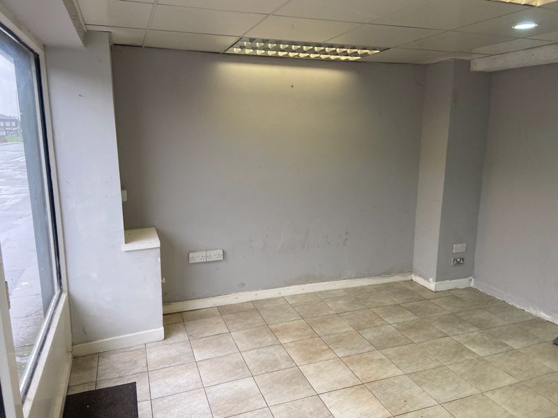 Commercial property to let in East Prescot Road, Knotty Ash, Liverpool