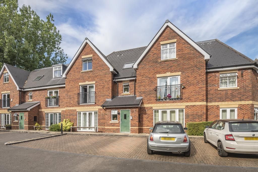 2 bed flat for sale in Newbury, Berkshire RG14 Zoopla