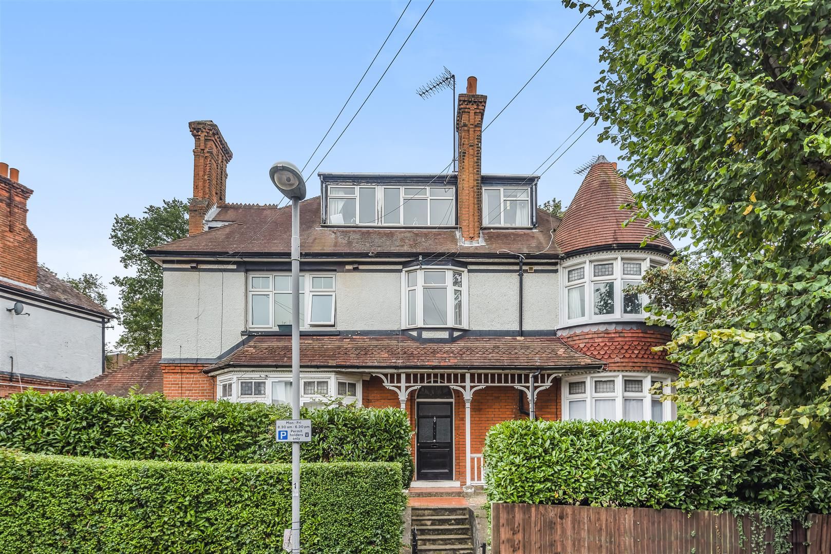 2 bed flat for sale in Cranes Park Avenue, Surbiton KT5 Zoopla