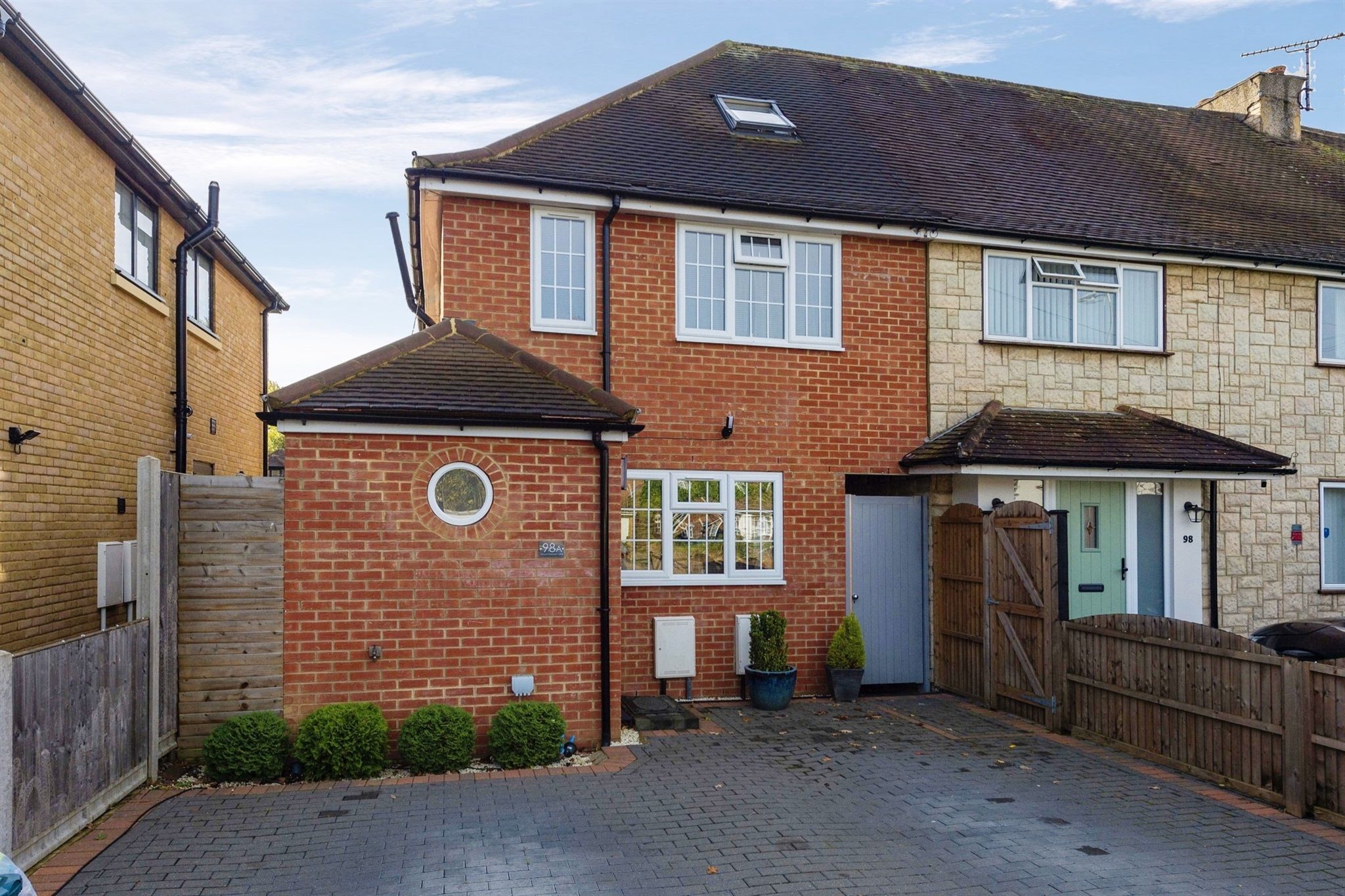 3 bed end terrace house for sale in Mount Pleasant Lane, Bricket Wood