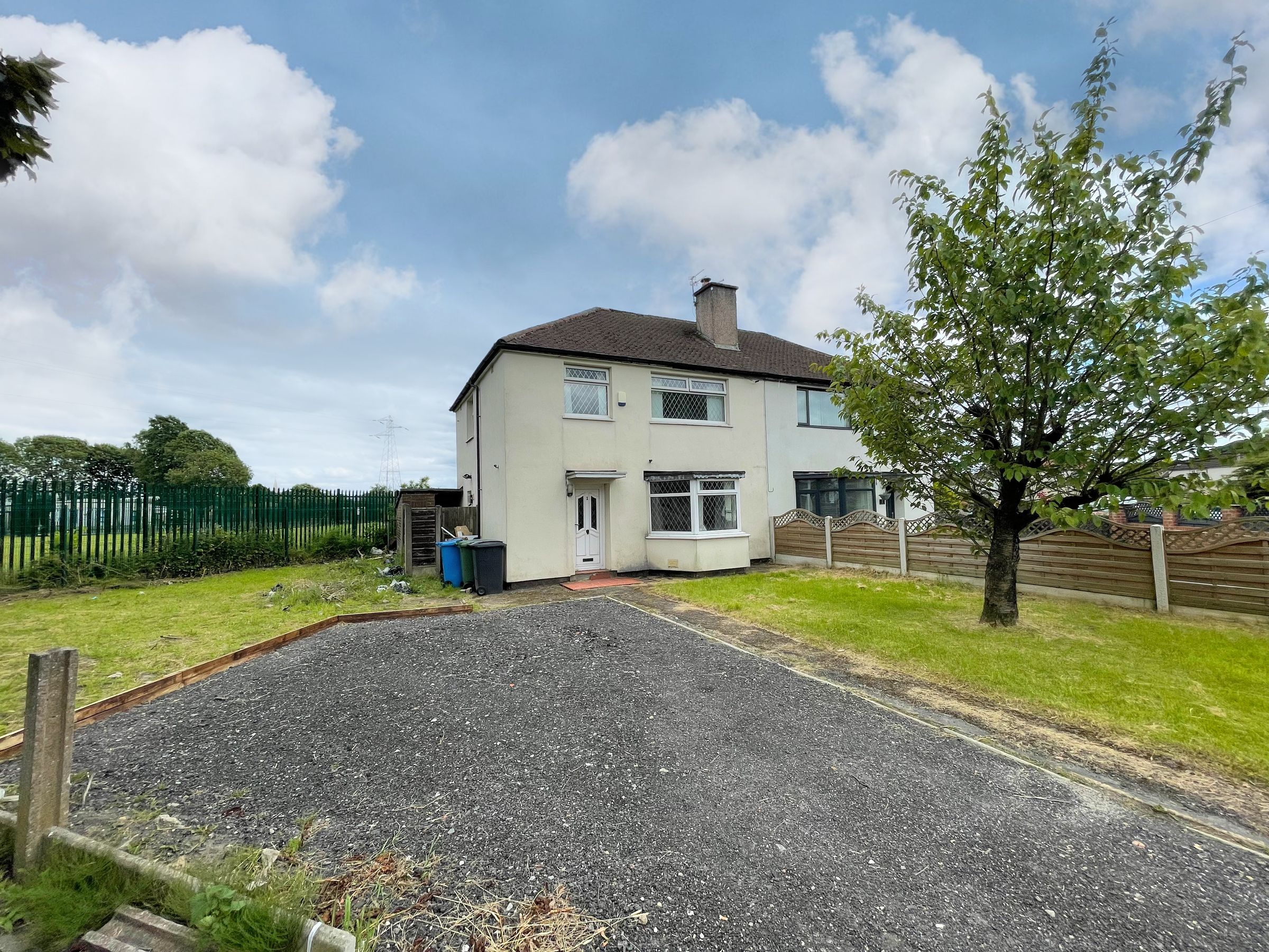 3 bed semidetached house for sale in Propps Hall Drive, Failsworth