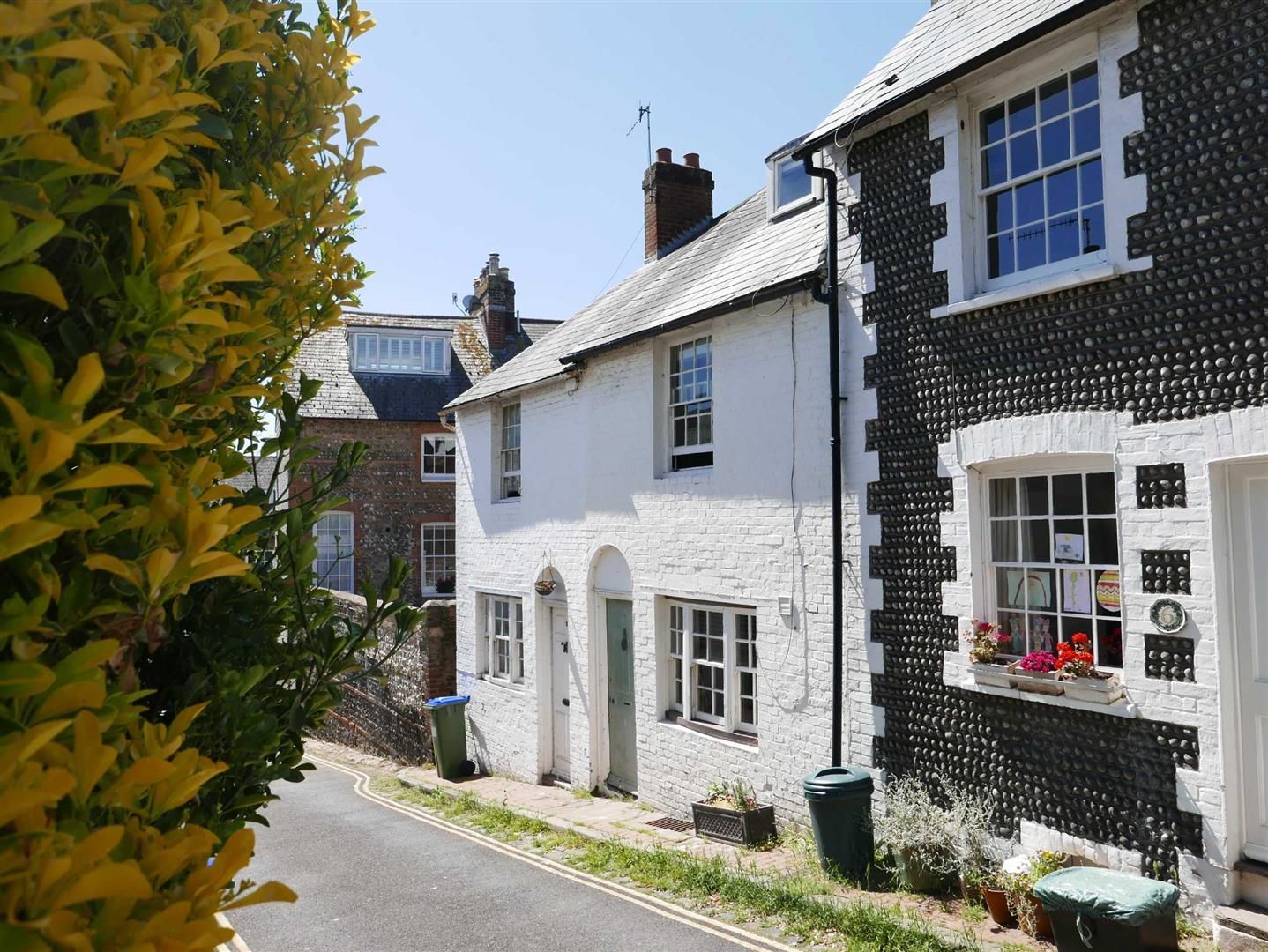 2 bed cottage for sale in St. Nicholas Lane, Lewes BN7 Zoopla