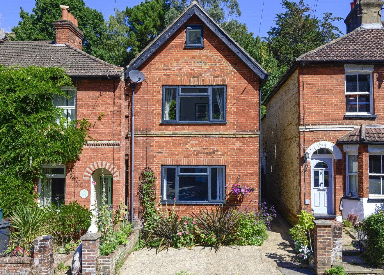 3 bed detached house for sale in Brighton Road, Godalming, Surrey GU7