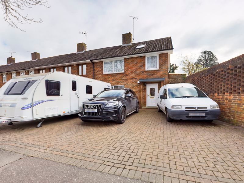 Smalls Mead, Crawley RH11  