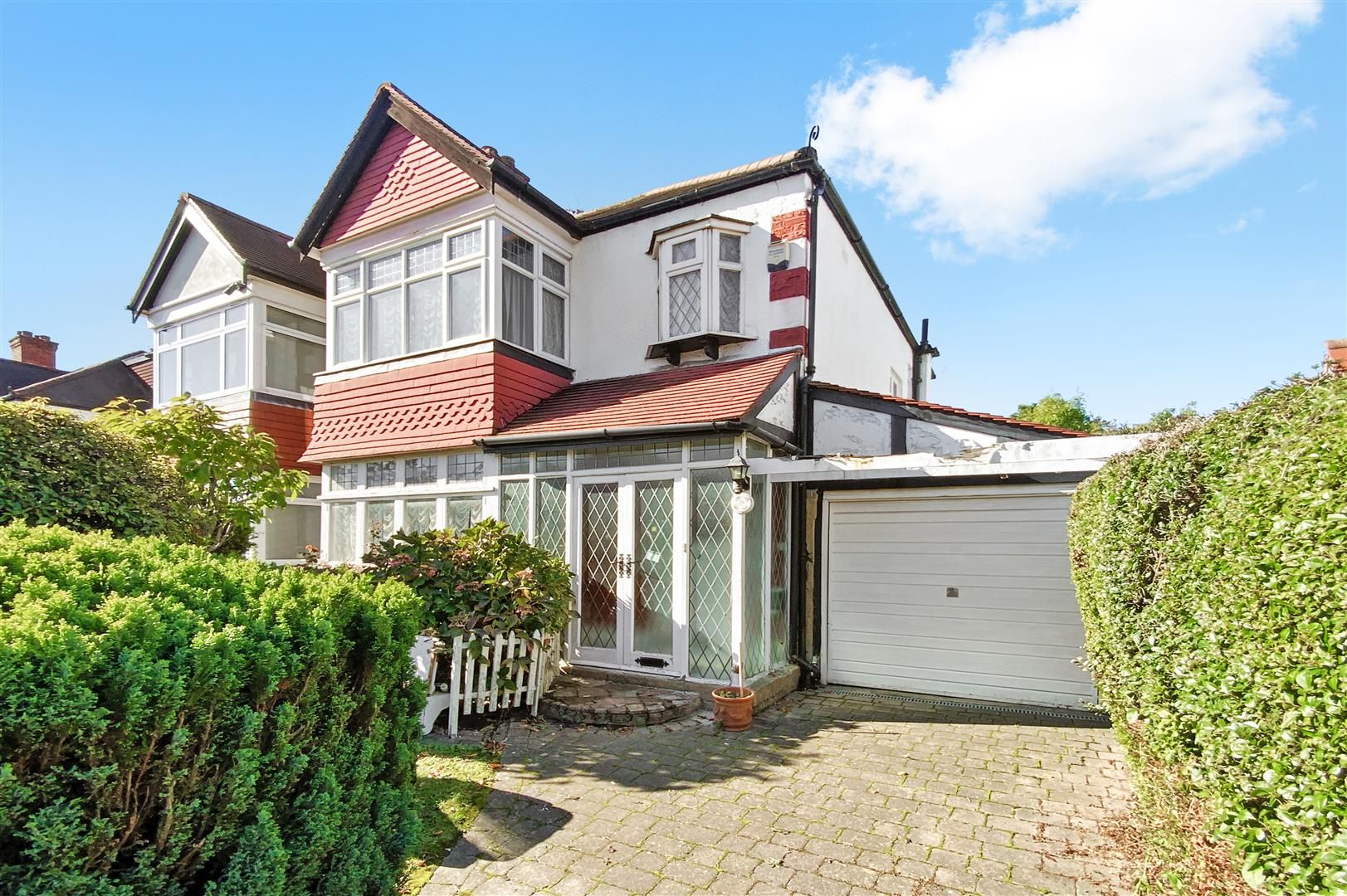 3 bed semidetached house for sale in Dean Court, Wembley HA0 Zoopla