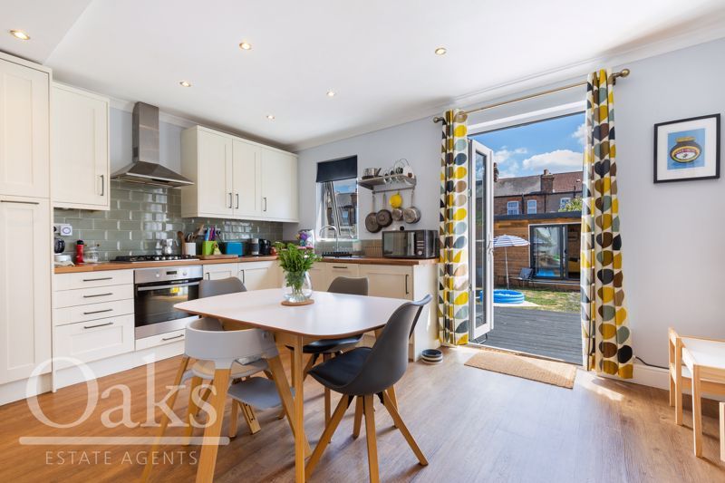2 bed end terrace house for sale in Jesmond Road, Croydon