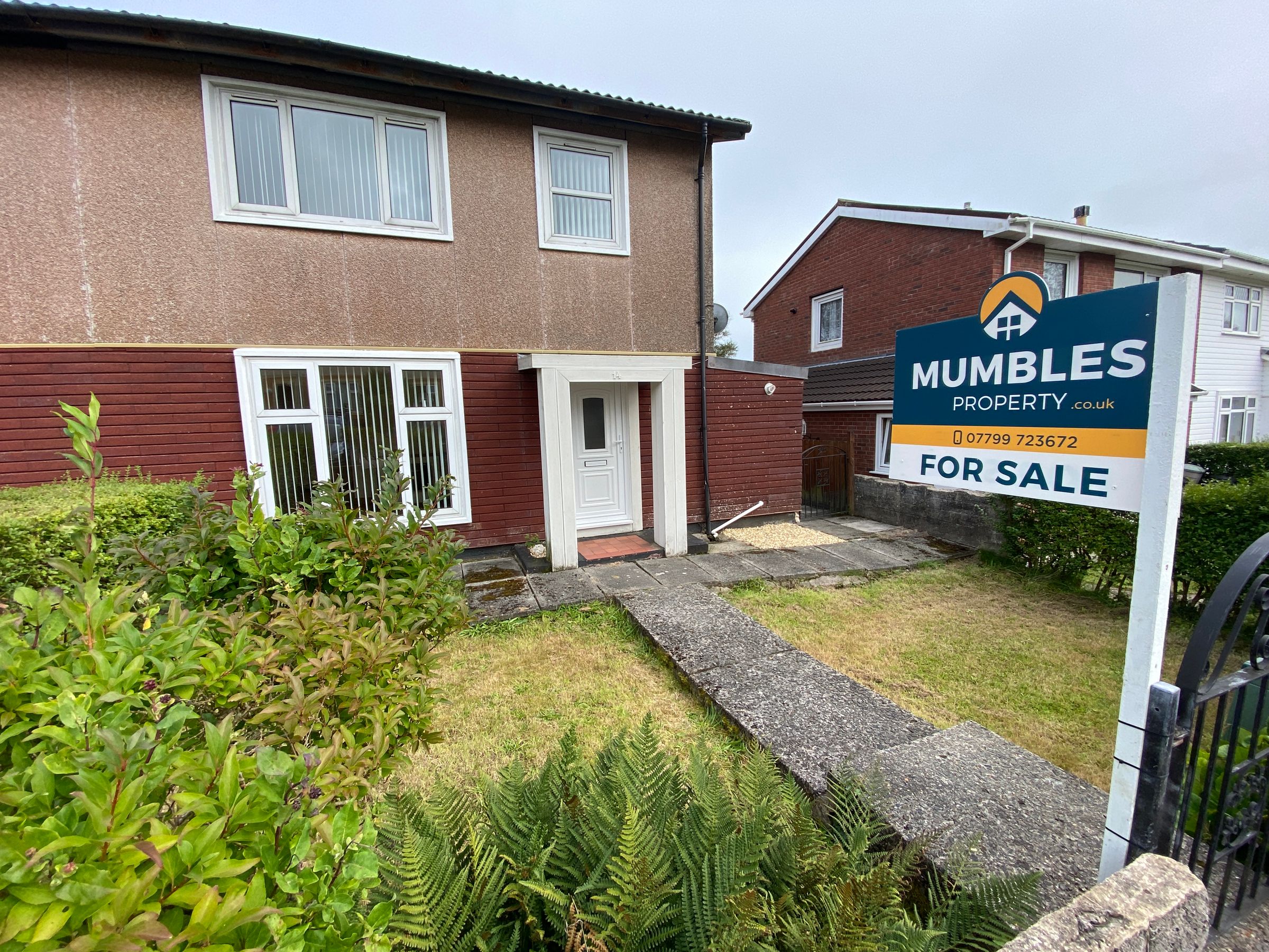 3 bed semidetached house for sale in Acacia Road, West Cross, Swansea