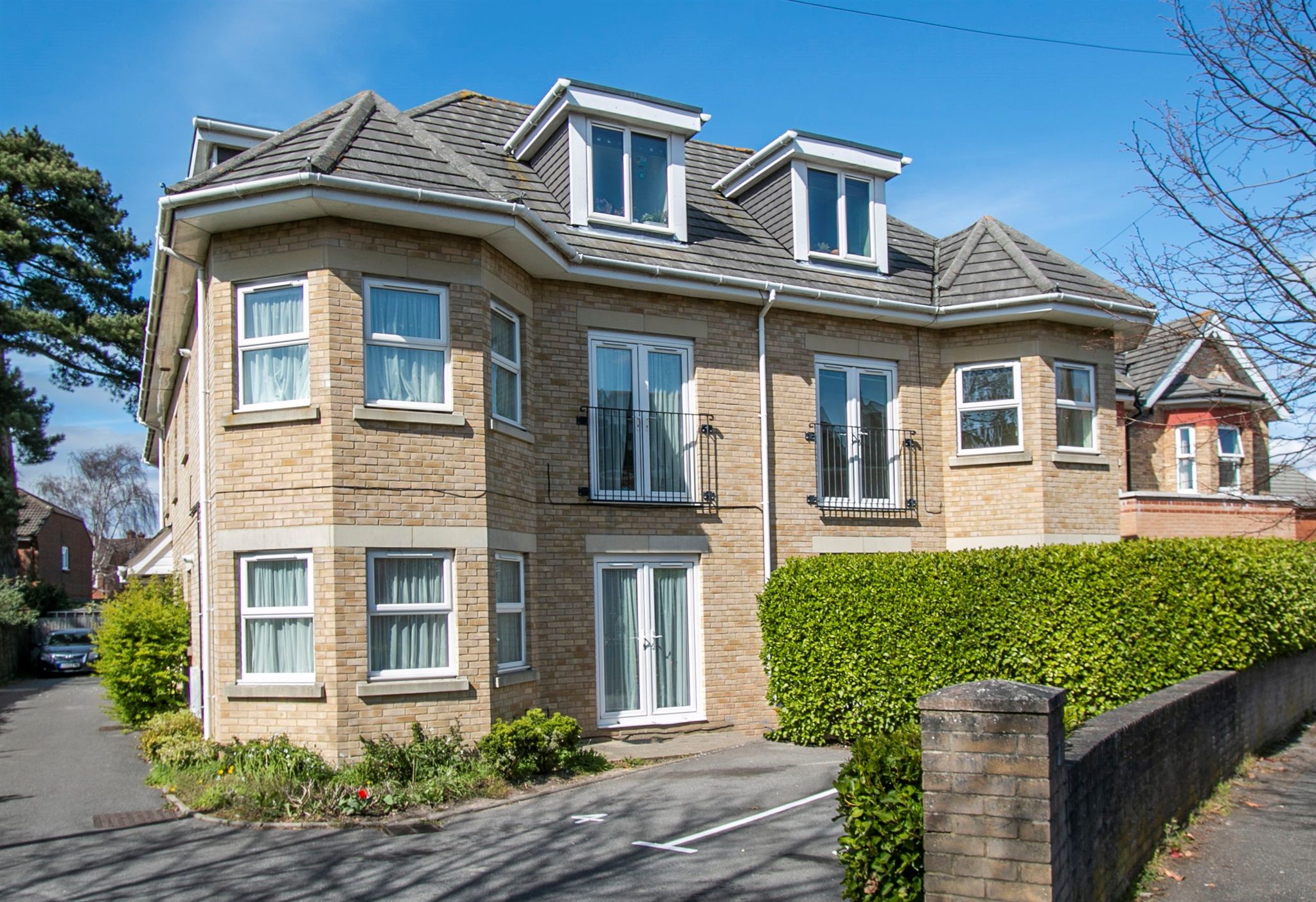 2 bed flat for sale in Harvey Road, Southbourne, Bournemouth BH5 Zoopla