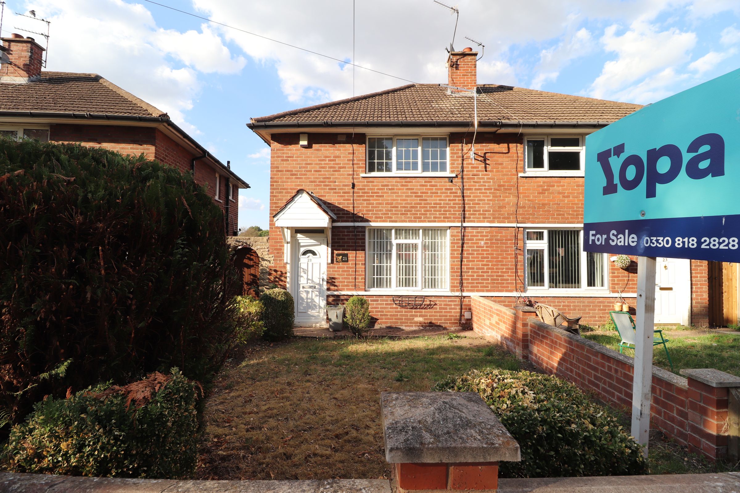2 bed semidetached house for sale in Willow Avenue, Cantley, Doncaster