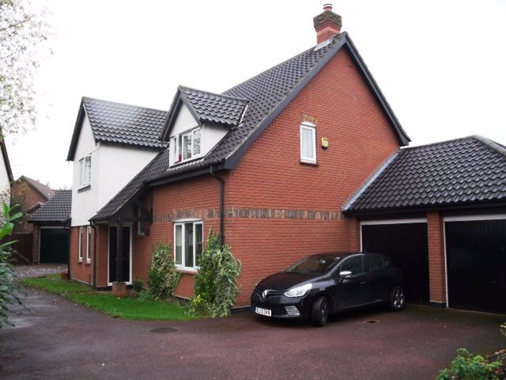 4 bed property to rent in The Pines, Laindon, Basildon SS15 Zoopla
