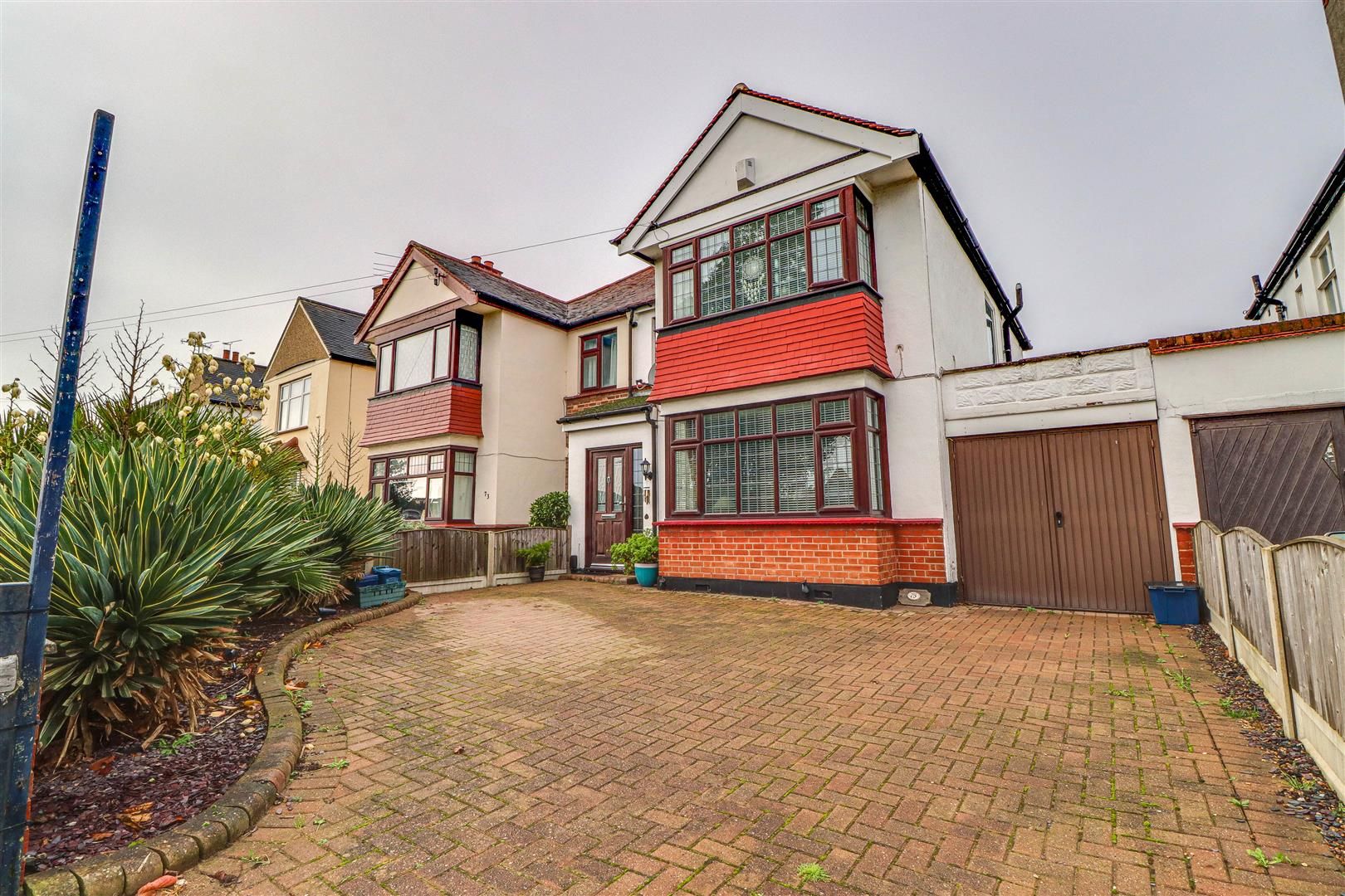 4 bed semidetached house for sale in Manners Way, SouthendOnSea, Essex SS2 Zoopla