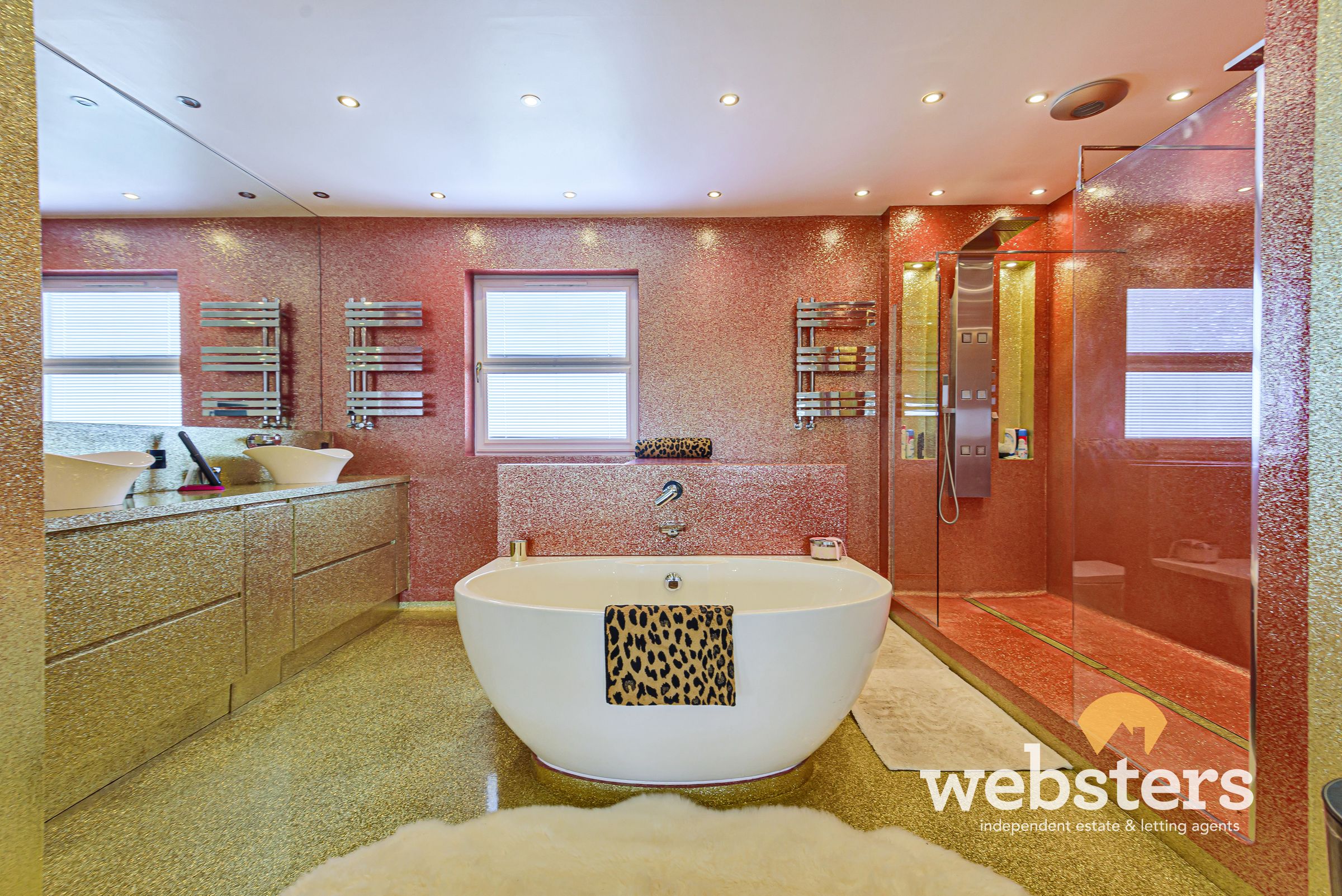 7 bed detached house for sale in Fakenham Road, Taverham, Norwich NR8