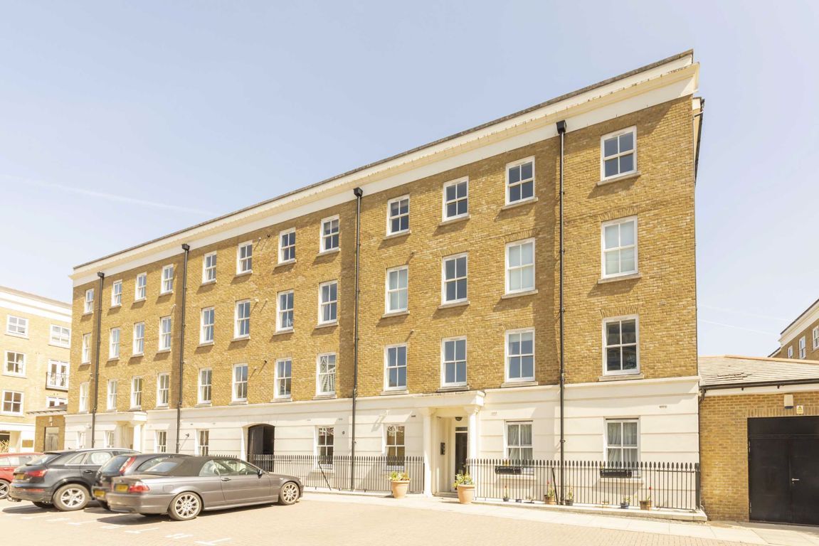 Alderney Mews, London SE1  