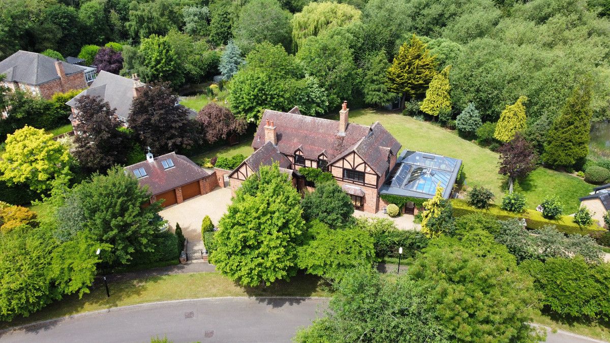 4 bed detached house for sale in Drayton Park, Daventry NN11 Zoopla