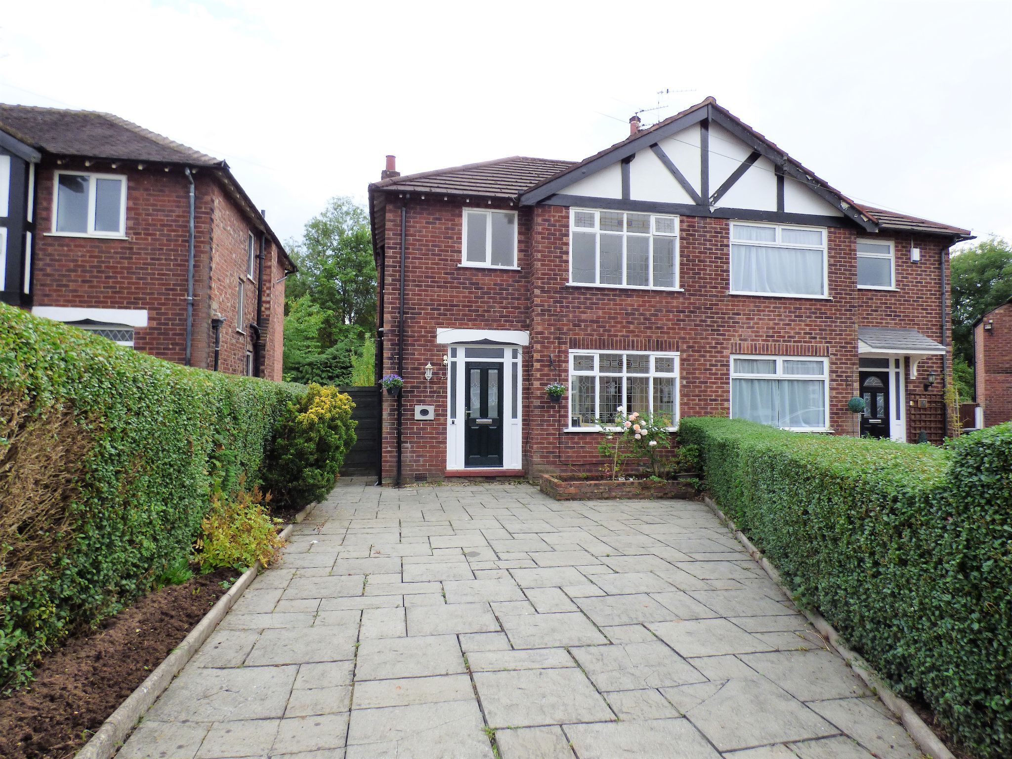 3 bed semidetached house for sale in Norbury Crescent, Hazel Grove