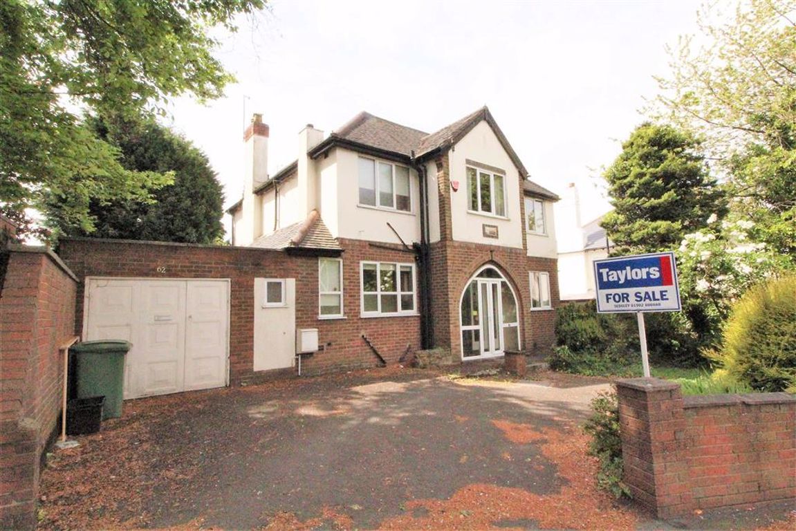 3 bed detached house for sale in Oakham Road, Dudley DY2 Zoopla