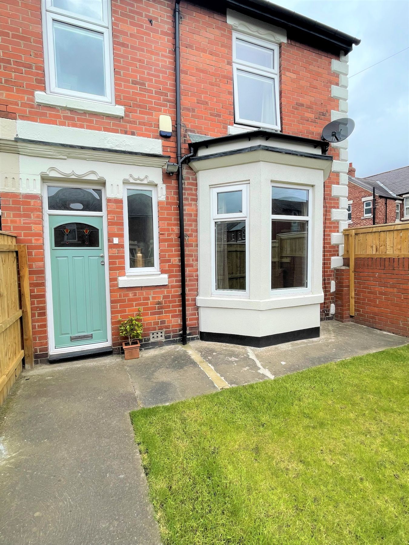 3 bed end terrace house for sale in Whickham Avenue, Dunston, Gateshead
