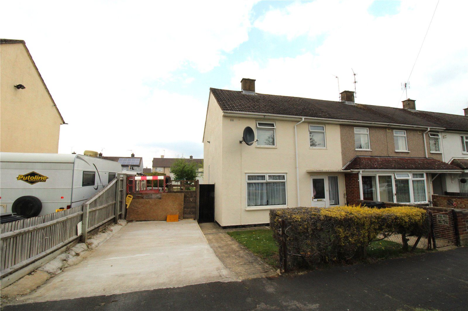 2 bed end terrace house for sale in Marston Avenue, Penhill, Swindon