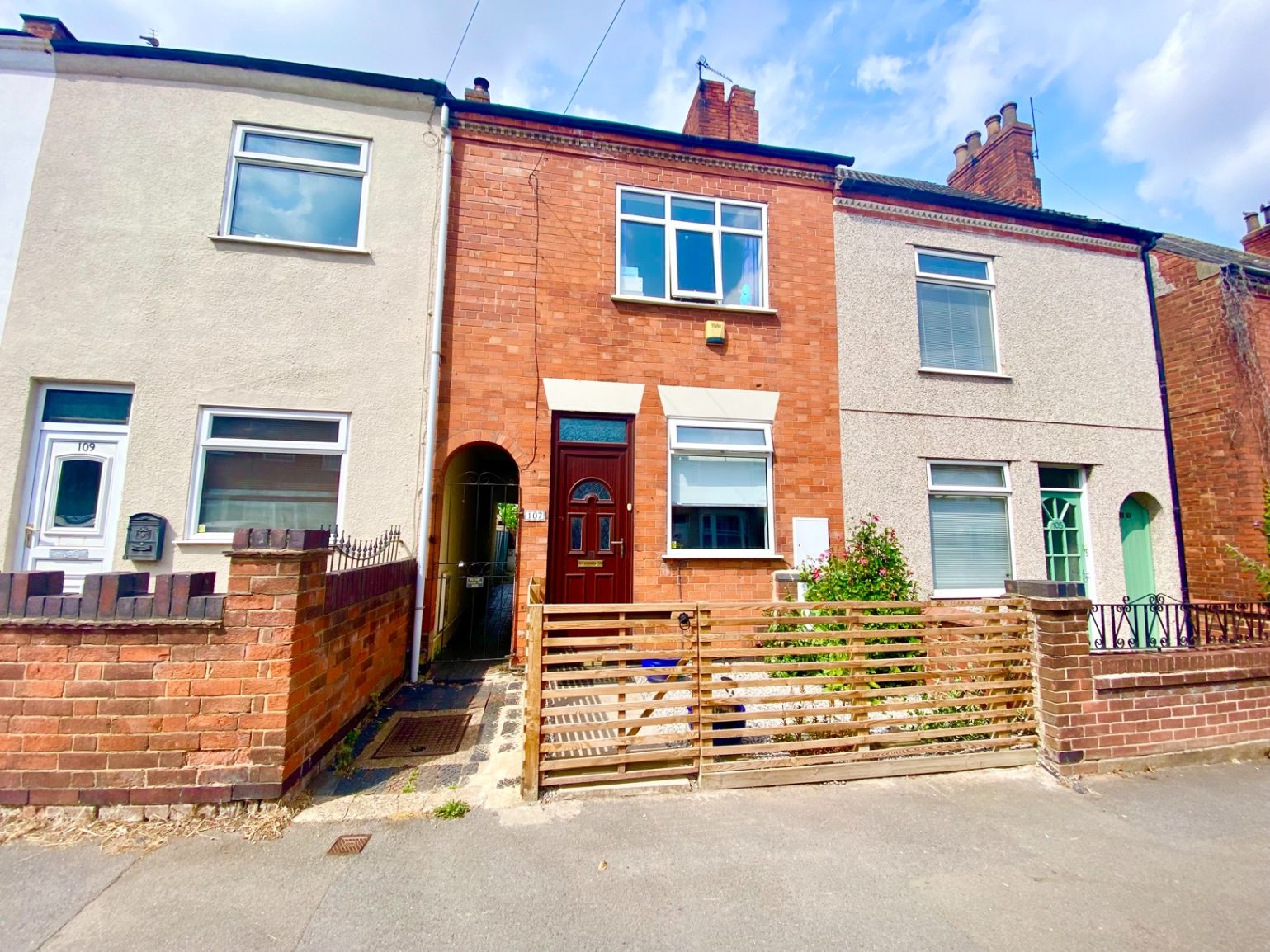 2 bed terraced house for sale in Charnwood Road, Shepshed, Loughborough