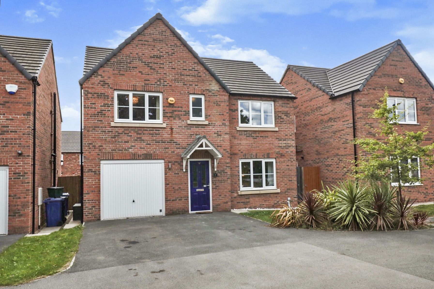 5 bed detached house for sale in Sceptre Avenue, Bessacarr, Doncaster