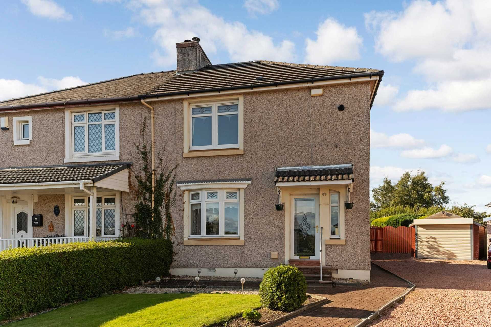3 bed semidetached house for sale in Mavisbank Gardens, Bellshill ML4