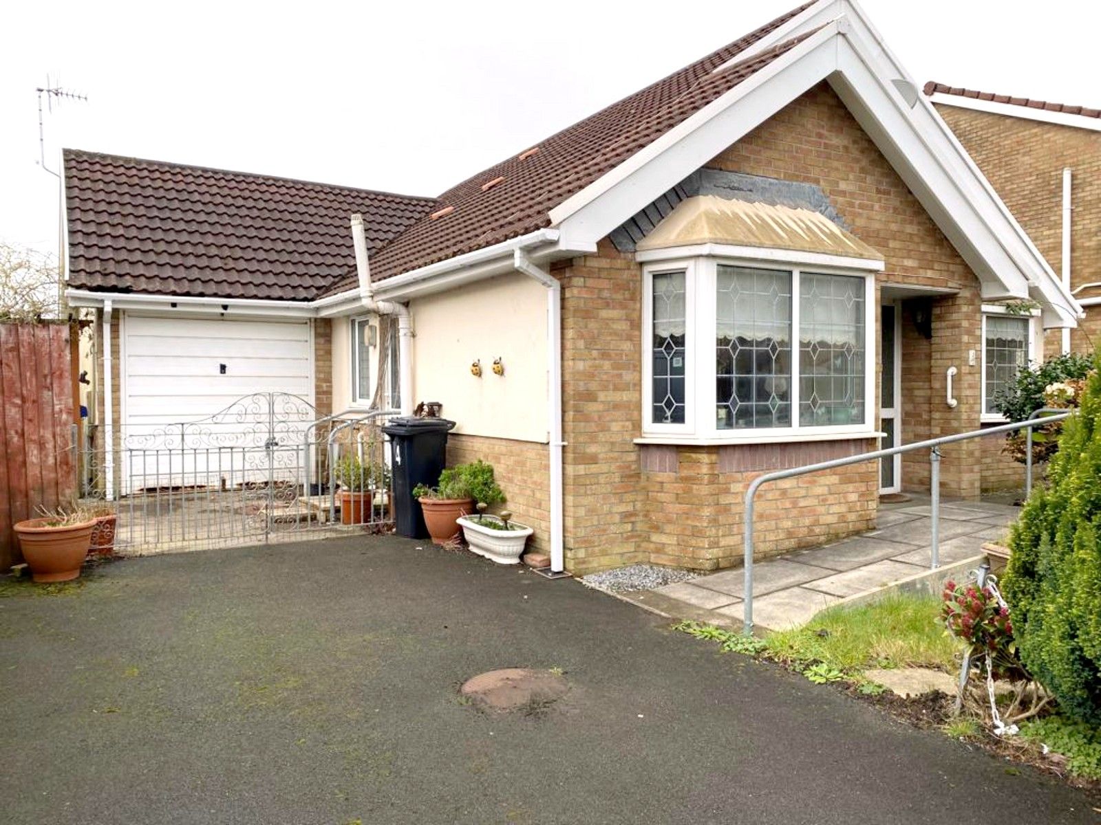 4 bed detached bungalow for sale in Rowan Tree Avenue, Baglan, Port