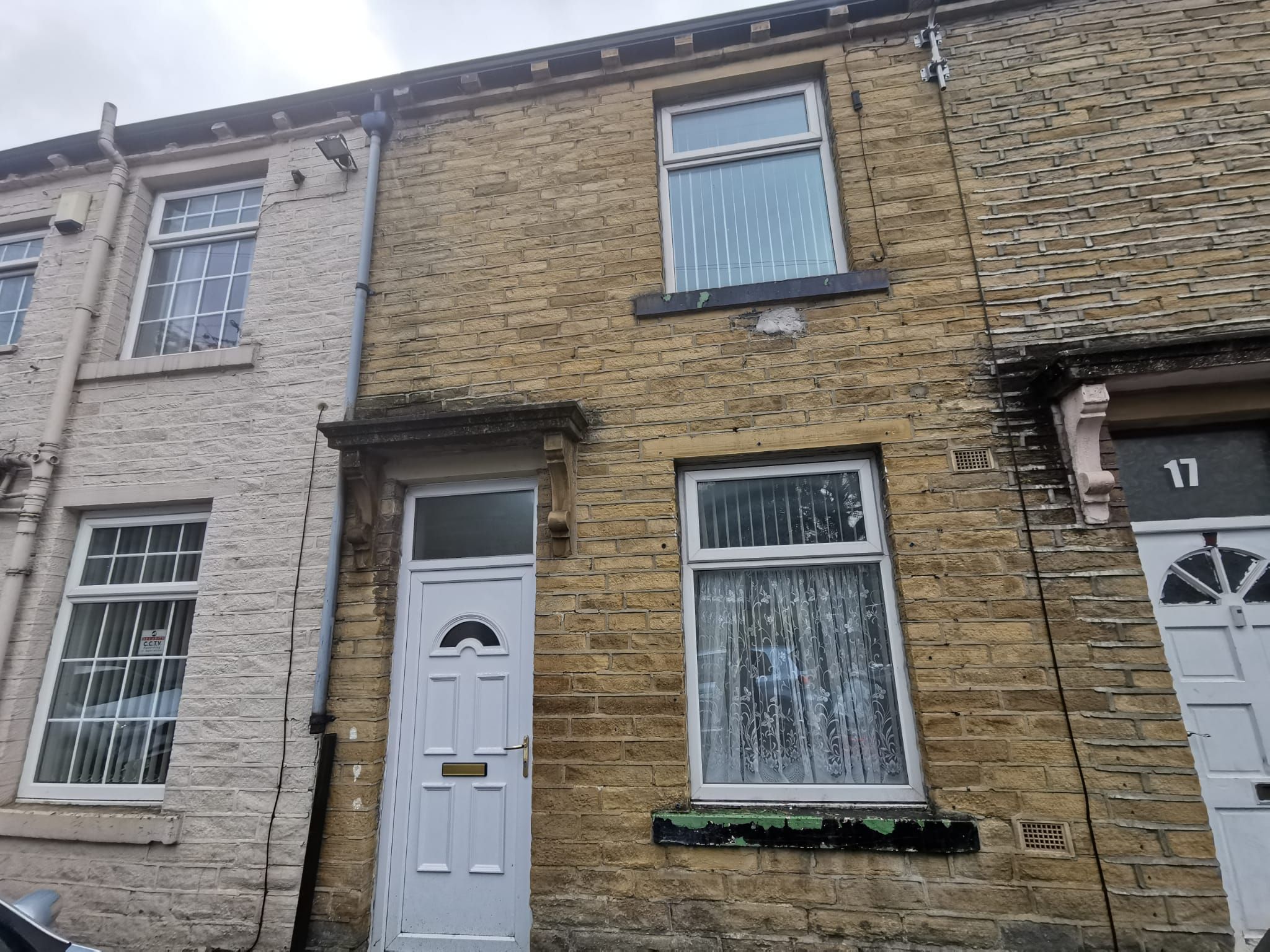 2 bed terraced house to rent in Thorn Street, Bradford BD8 Zoopla