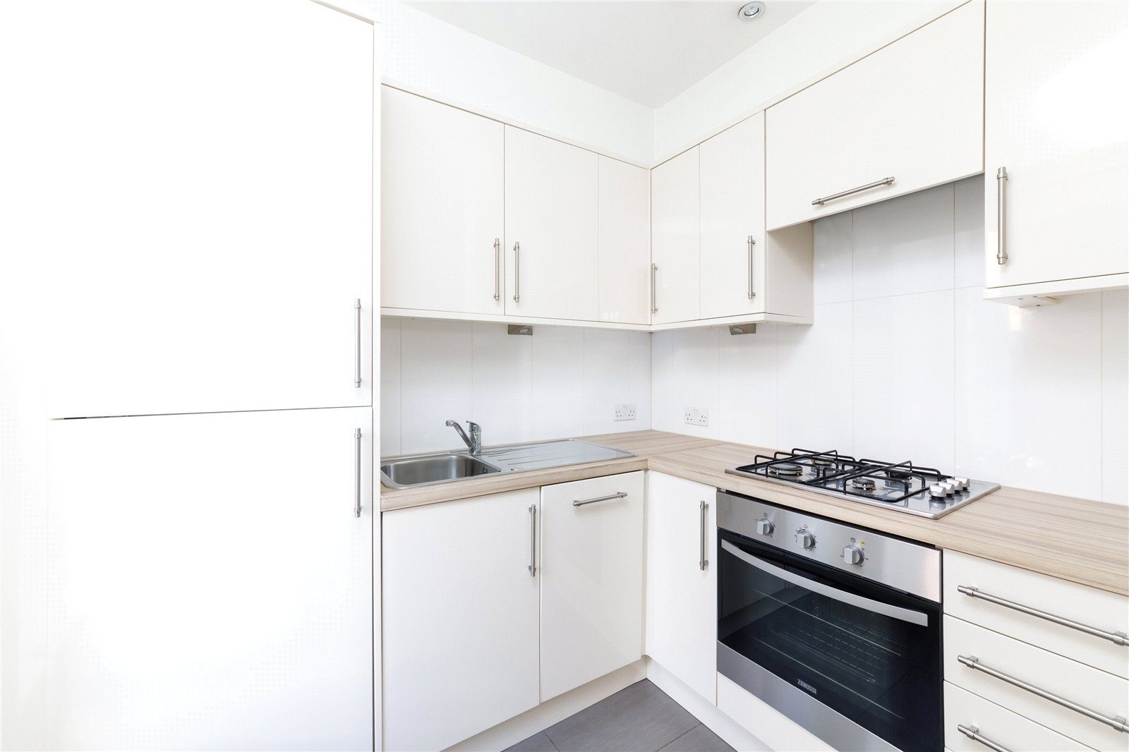 1 bed flat to rent in Exmouth Market, Clerkenwell, London EC1R Zoopla
