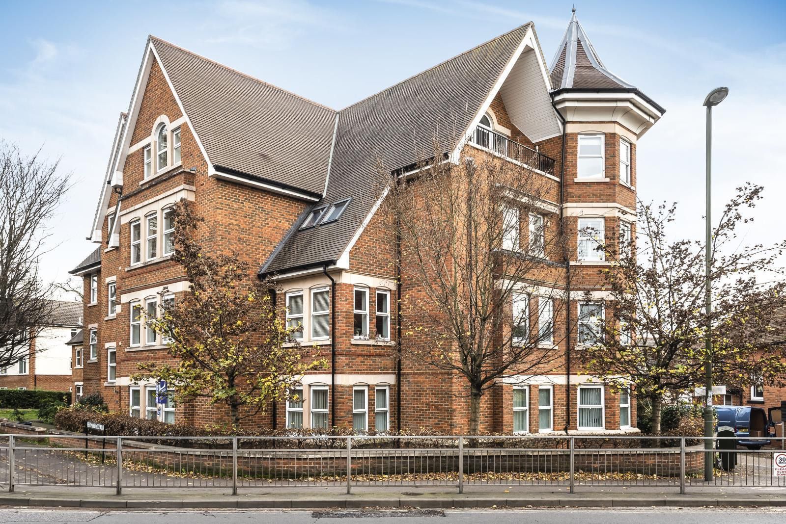 Ockenden, Constitution Hill, Woking GU22