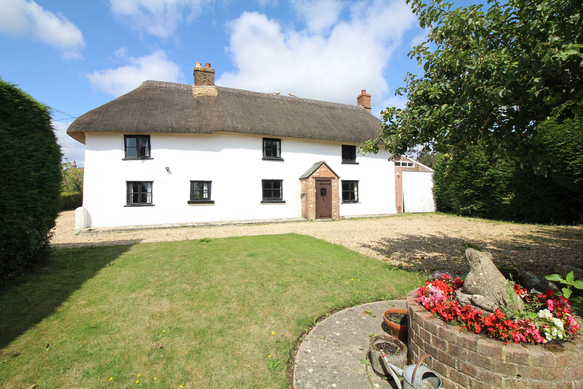 4 bed cottage for sale in Prospect Road, Lytchett Matravers, Poole BH16