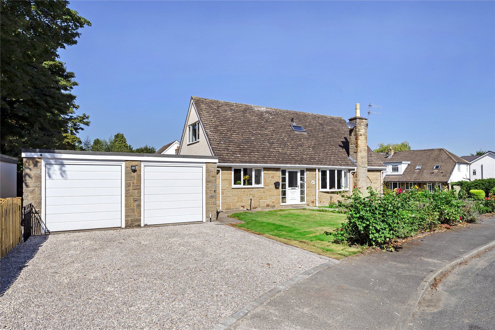 3 bed detached house for sale in Park Dale, Menston, Ilkley, West