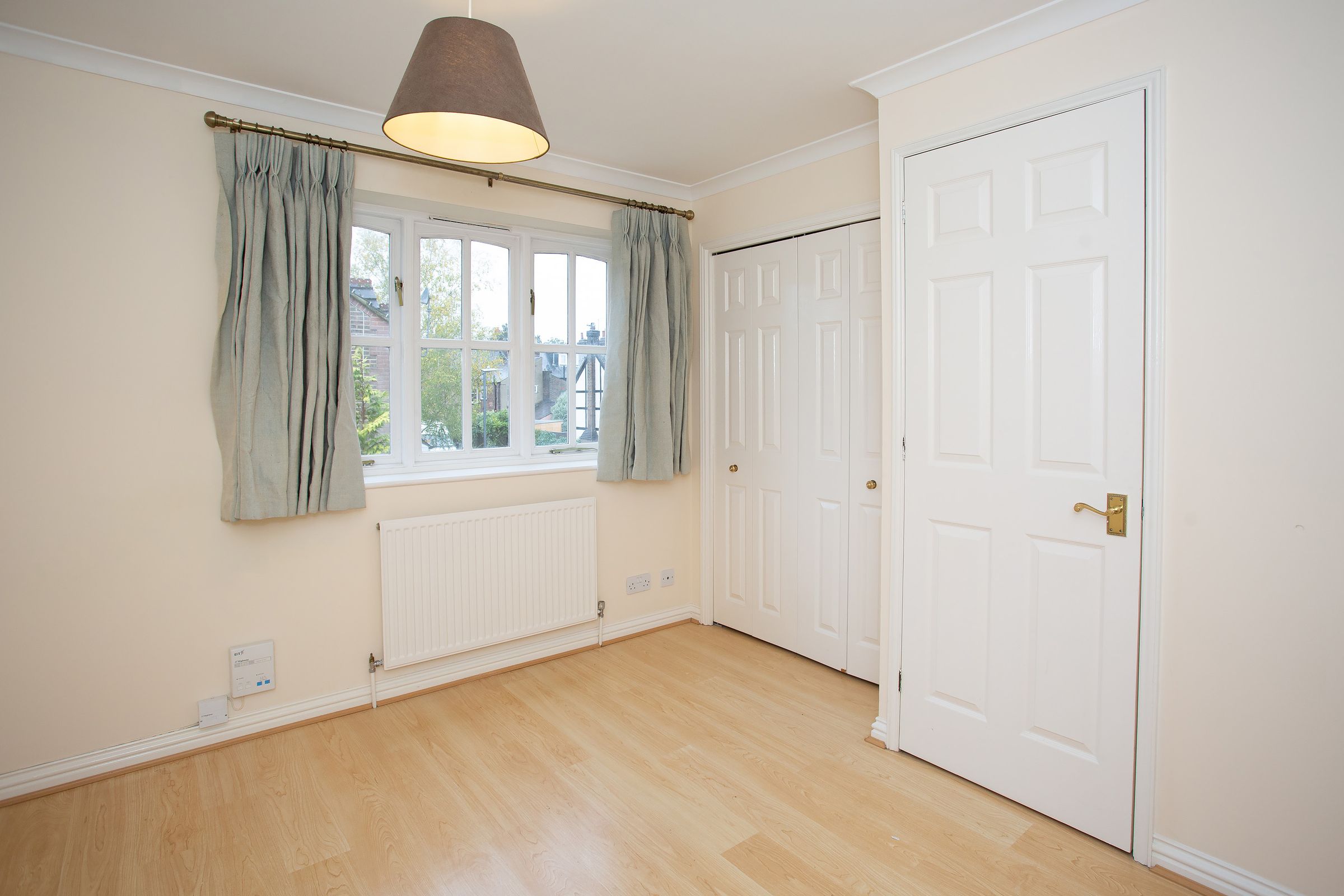 2 bed detached house to rent in Betjeman Close, Cowper Road, Harpenden