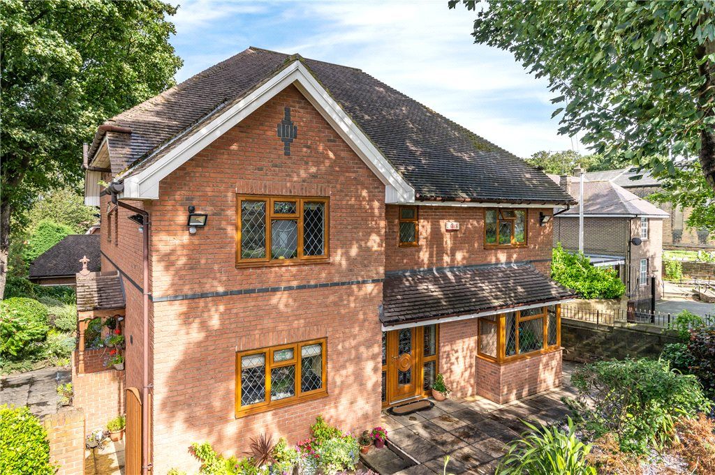 The Oaks, Rooms Lane, Morley, Leeds LS27  