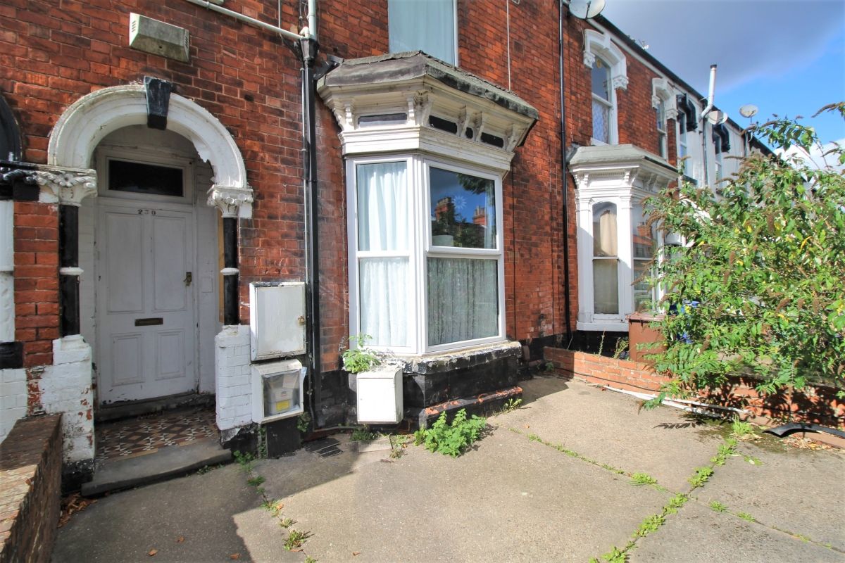 2 bed flat for sale in Hainton Avenue, Grimsby, South Humberside DN32