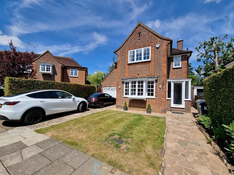 4 bed detached house for sale in Broadmead Close, Hatch End, Pinner HA5